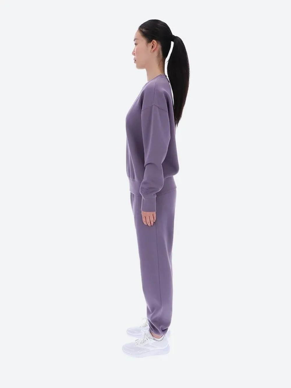 Толстовка женская REEBOK ABIGAIL TONAL SATIN CREWNECK SWEATSHIRT