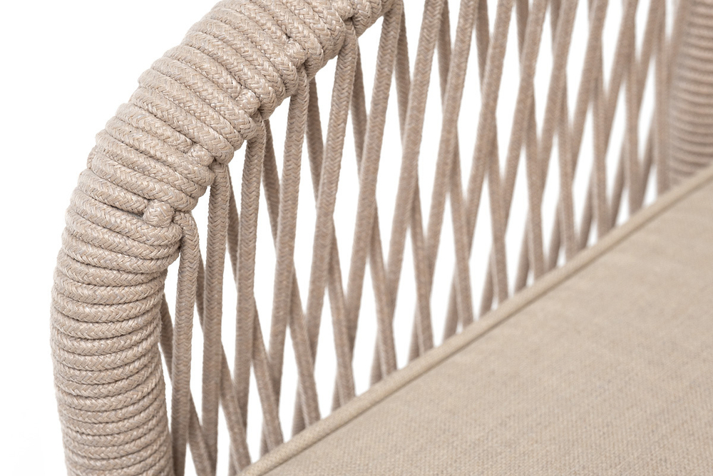 "Канны" кресло плетеное из роупа, каркас алюминий белый, муар, роуп бежевый круглый, ткань бежевая 052