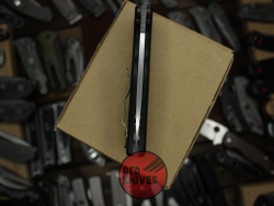 Нож Spyderco Shaman - рукоять G10, клинок серрейторный