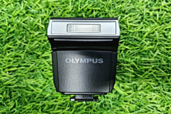 Olympus OM-D E-M5 II