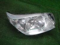 Фара правая Toyota Land Cruiser Prado 150 (2009-2013) галоген