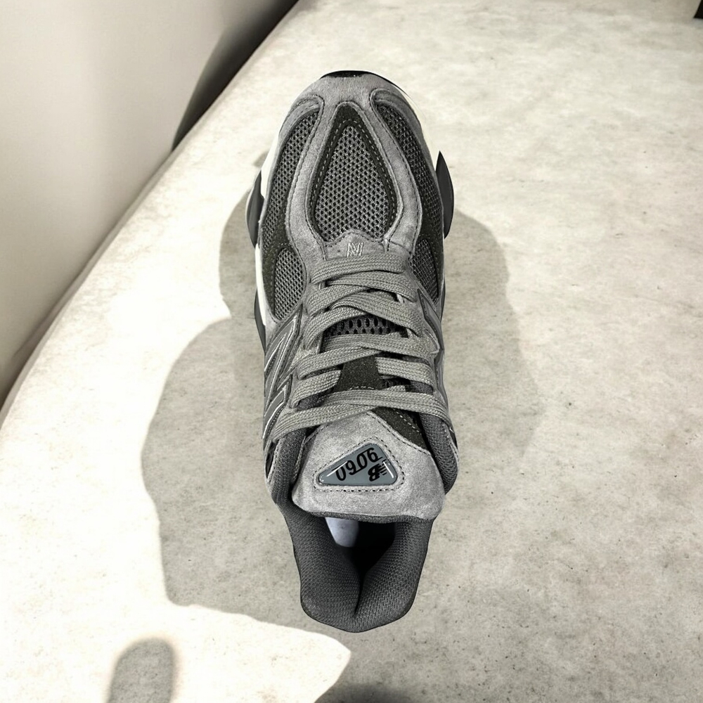 New Balance 9060 • Dark Magnet