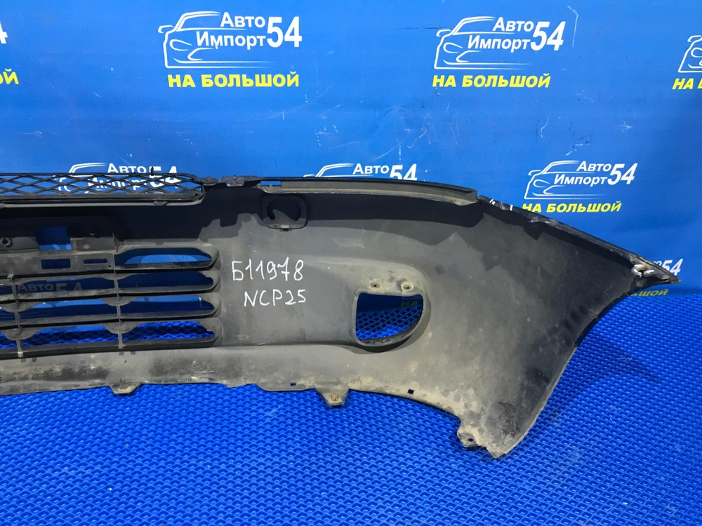 Бампер передний TOYOTA FUNCARGO 1999-2002