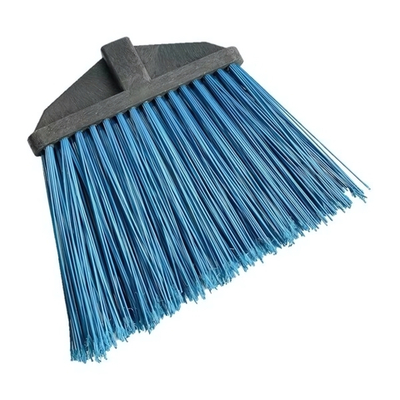 Щетка уличная плоская ГАРДЕНА LUX c высокой щетиной без черенка ДС-268