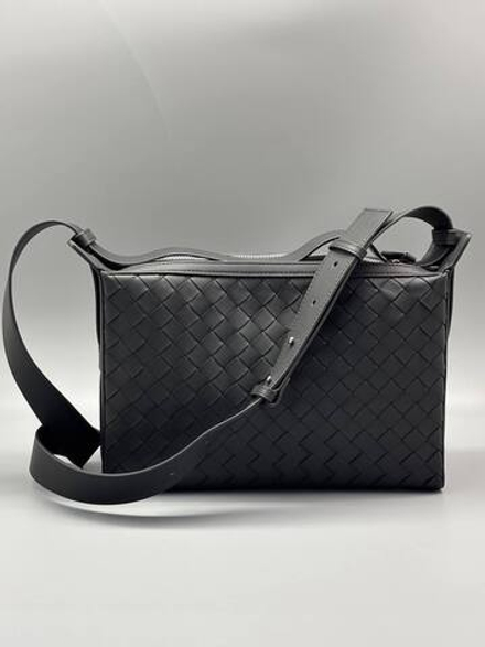 Сумка-мессенджер Bottega Veneta