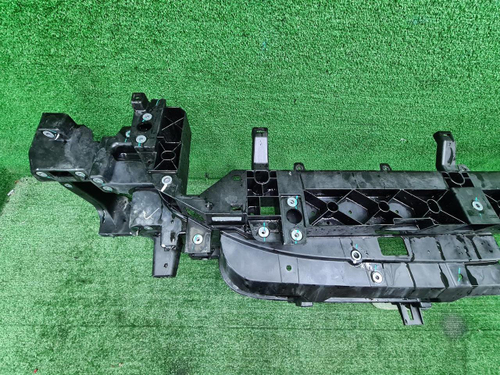 Телевизор Lixiang L9 (2022-н.в.)