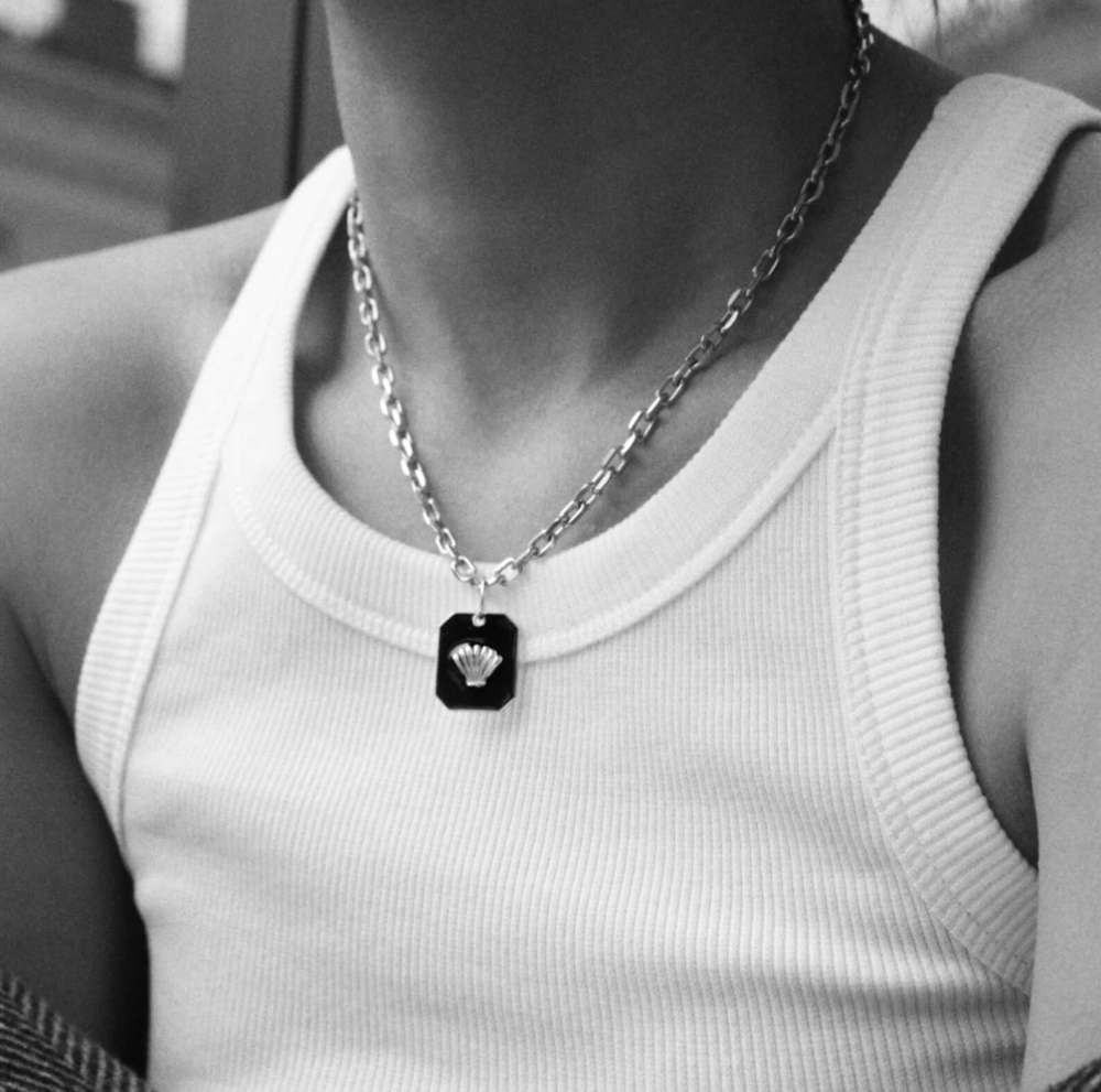 кулон tori с черной эмалью