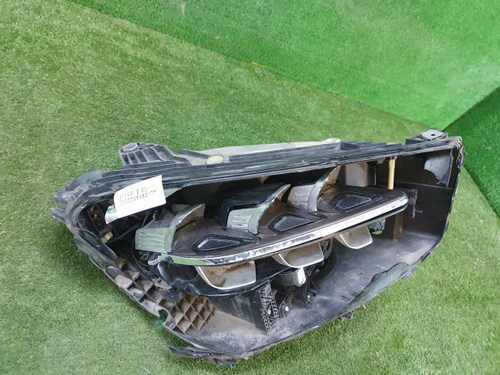 Битая Фара правая Mercedes GLC X253 (19-22) LED