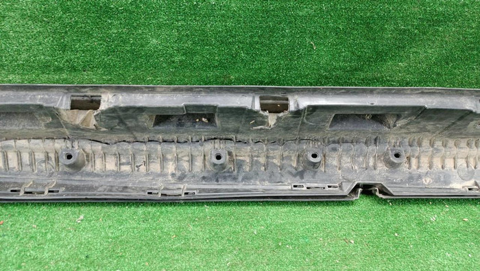 Наклад порога левая Mercedes ML GLE W166 (2011-2018)