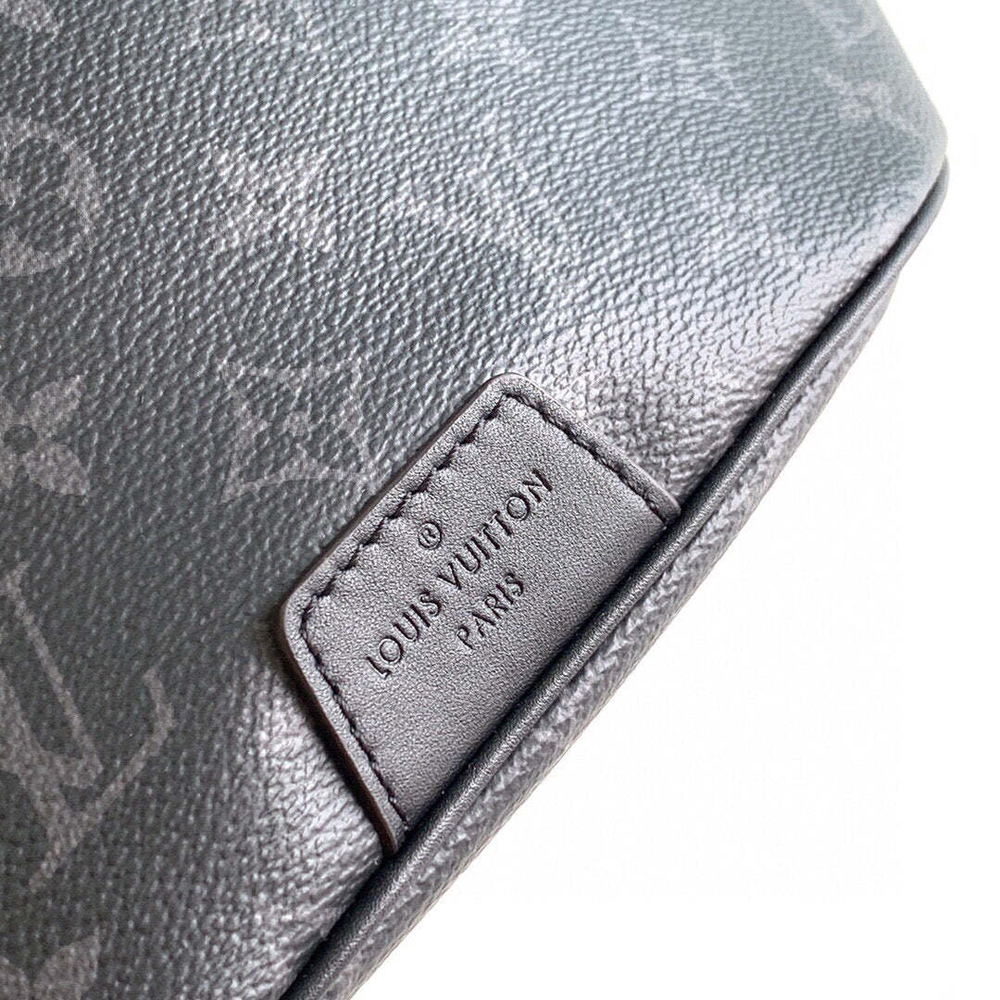 Louis Vuitton Discovery Bumbag