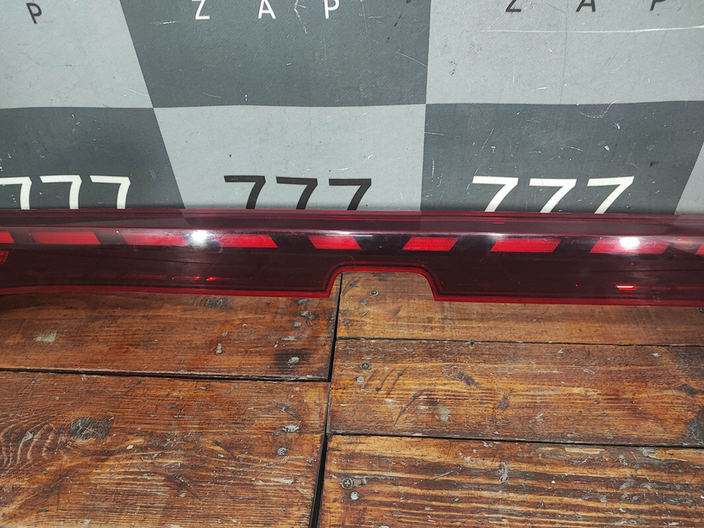 Фонарь задний центральный Kia K5 20-нв Б/У Оригинал 92403L2160