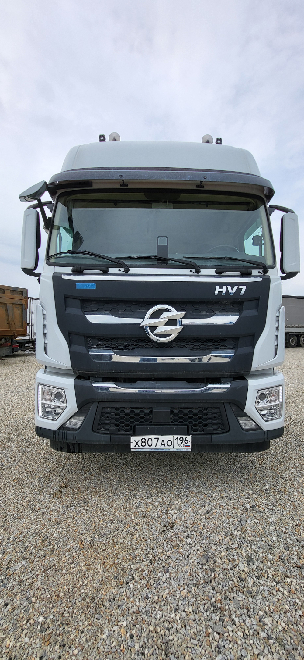 VASOL HV7 4x2 Седельный тягач DFD4189 (Дизельный, 13.0 л, 530 л.с. АТ)