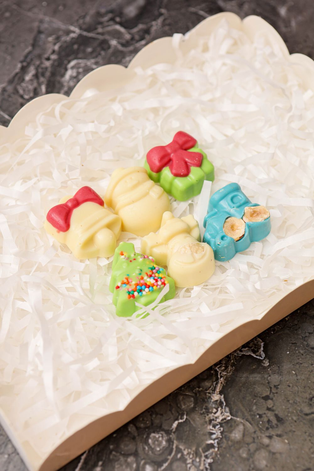 Фигурные новогодние конфеты