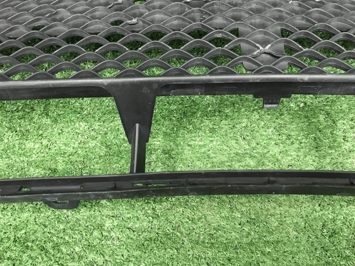 Решетка перед. бампера Mercedes GLE C292 15-19 AMG