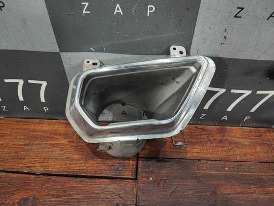 Насадка глушителя левая GAC GS8 2 21-нв Б/У Оригинал 7106091DRS0100