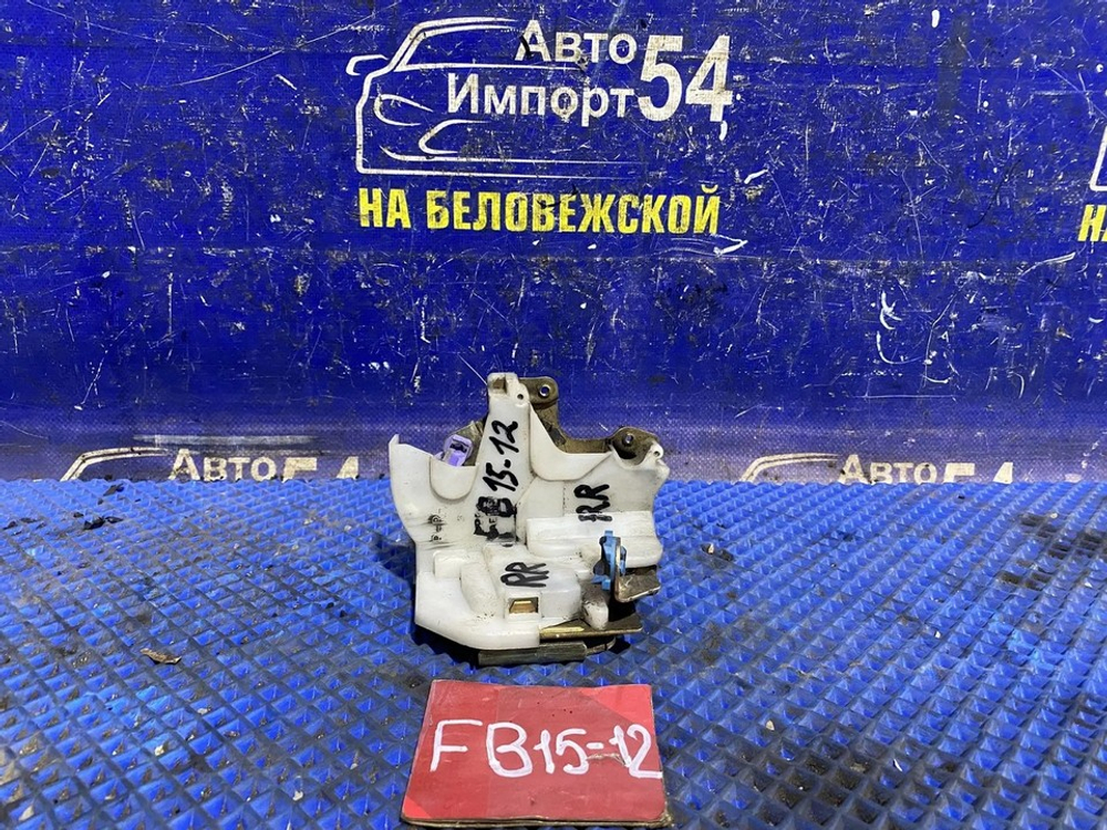 Замок двери задней правой NISSAN SUNNY 2001