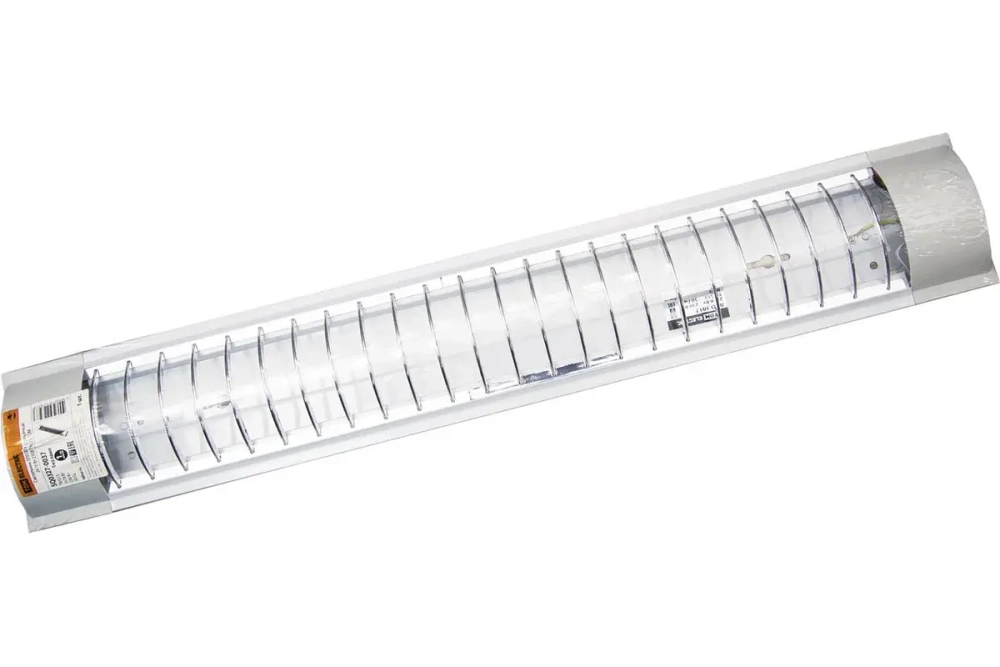 Люминесцентный светильник с решёткой TDM ELECTRIC ЛПО 3017 (арт. SQ0327-0037)