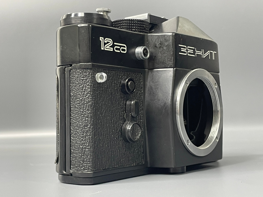 Зенит 12+ Helios 44m-4 2/58