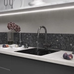 Кухонная мойка Reflexion Iseo RX2250BL оружейная сталь