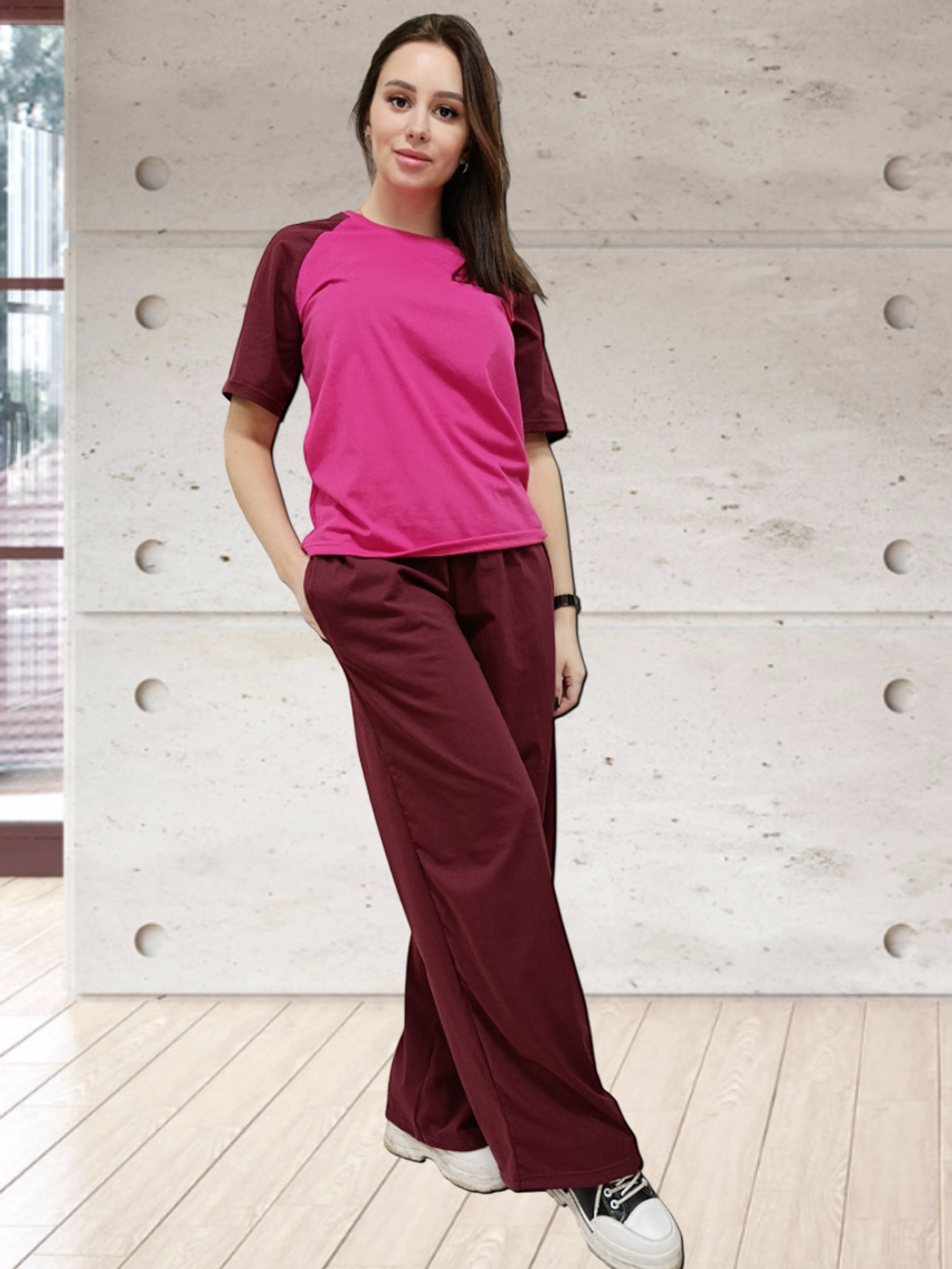 23072 Комплект женский (брюки-палаццо+футболка) кулирка бордо/малиновый (54)