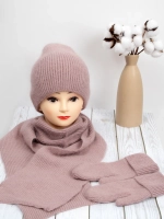 Комплект зимний шапка с шарфом и перчатками теплый вязаный