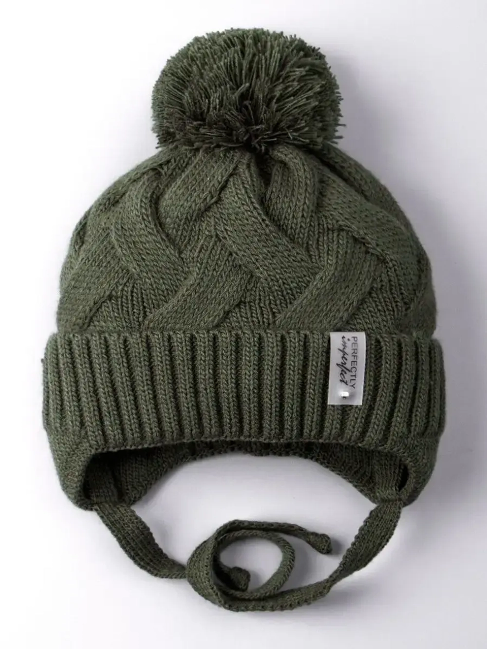 Шапка вязаная демисезонная на завязках для детей