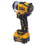 Аккумуляторный гайковерт DeWalt DCF903P1G ударный