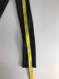 Джемпер Chuba лаконичный, визуально на 40/42 размер