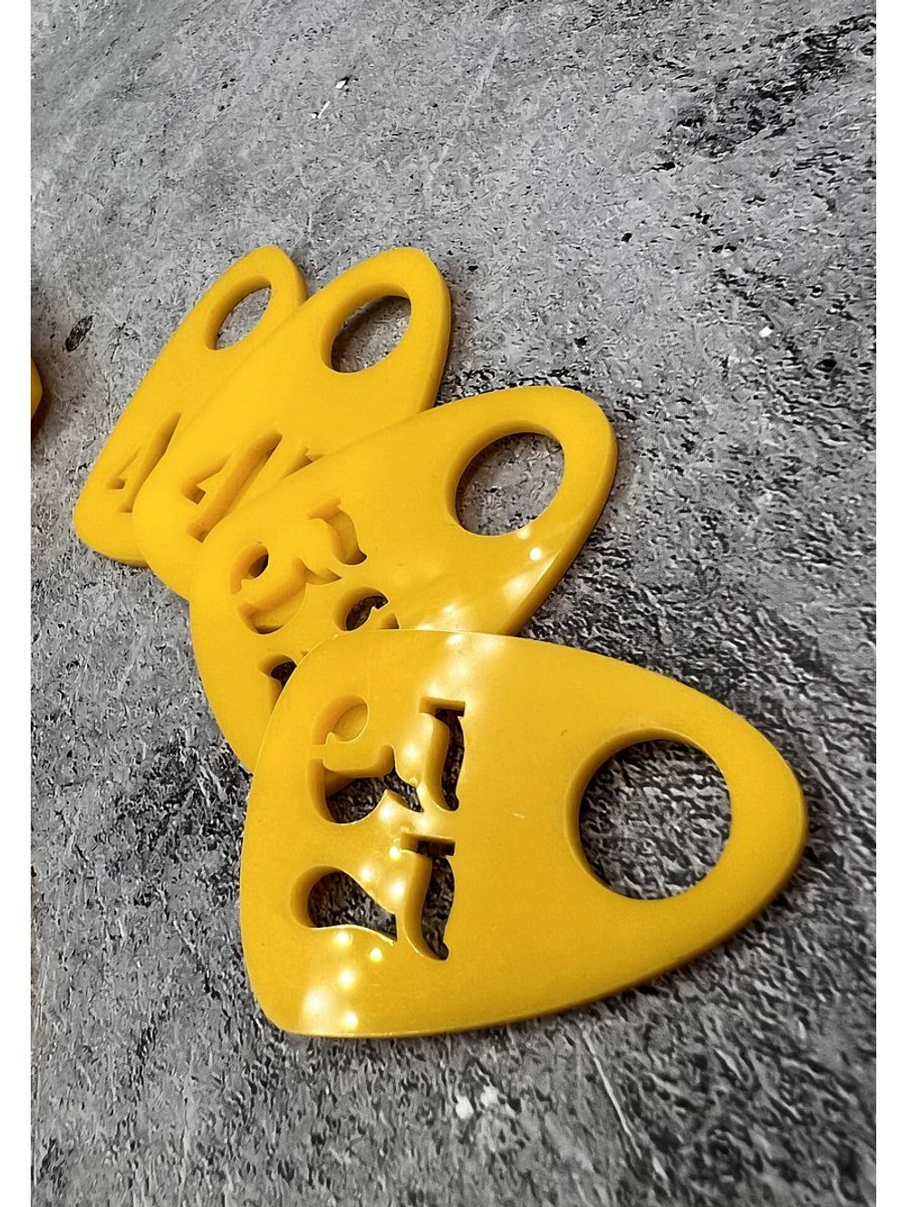 Номерки для гардероба прорезные