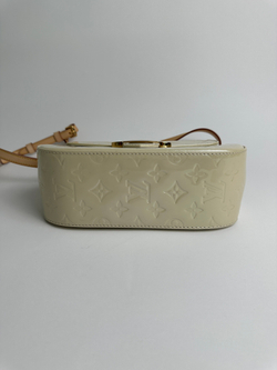 Сумка Louis Vuitton White Monogram Vernis Bellflower