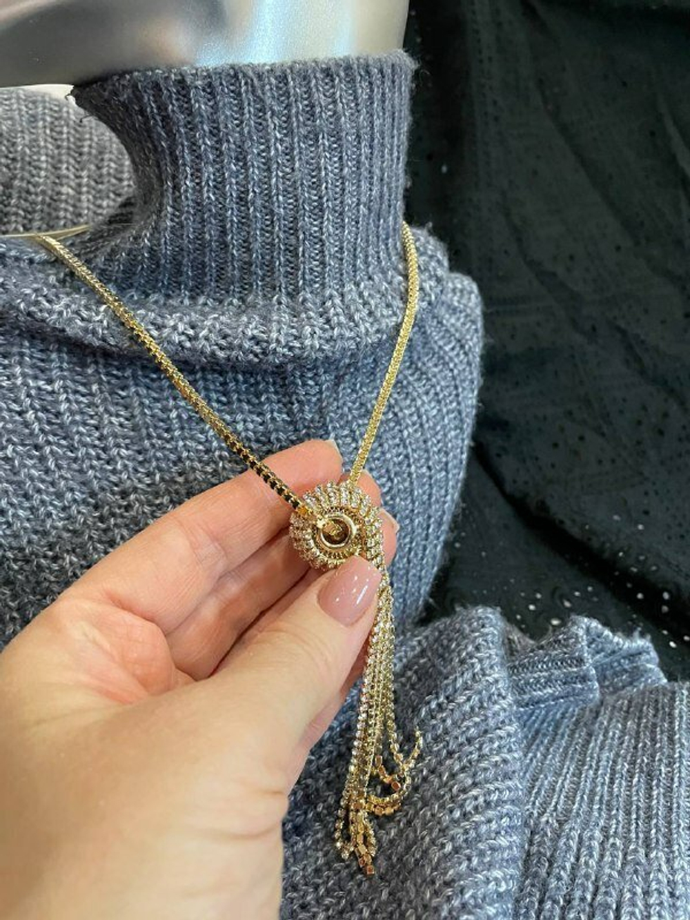 Кулон. Подвеска со стразами "Лучезарный узел" Цвет золото