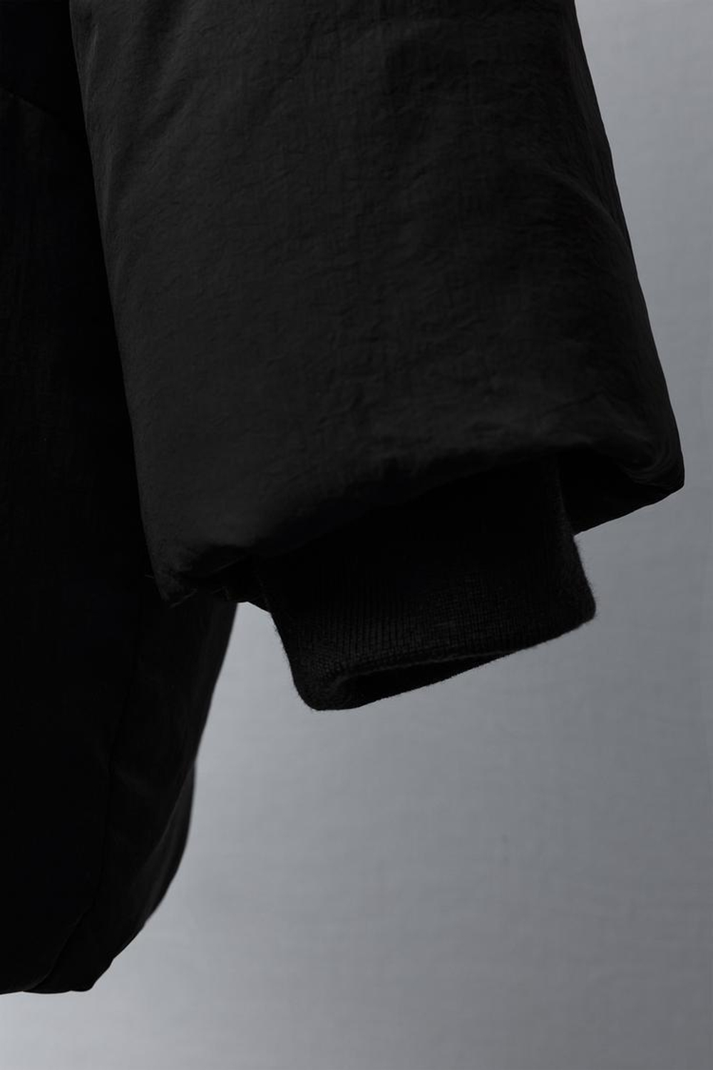 ZARA ПУХОВИК WATER REPELLENT С ОТСТЕГИВАЮЩИМСЯ МЕХОВЫМ КАПЮШОНОМ, ЧЕРНЫЙ