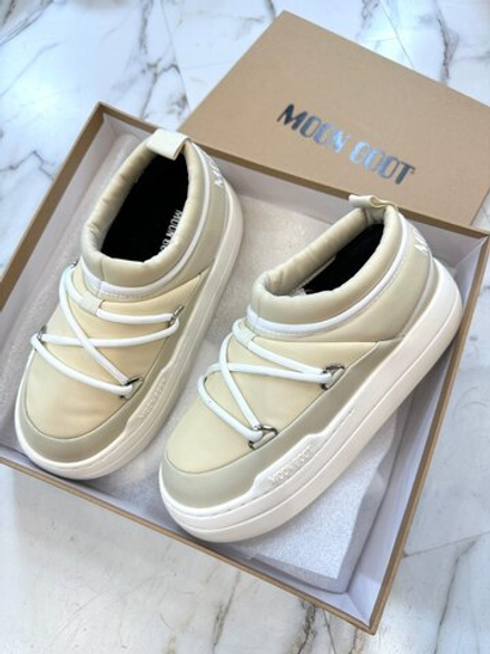 Дутики Moon Boot
