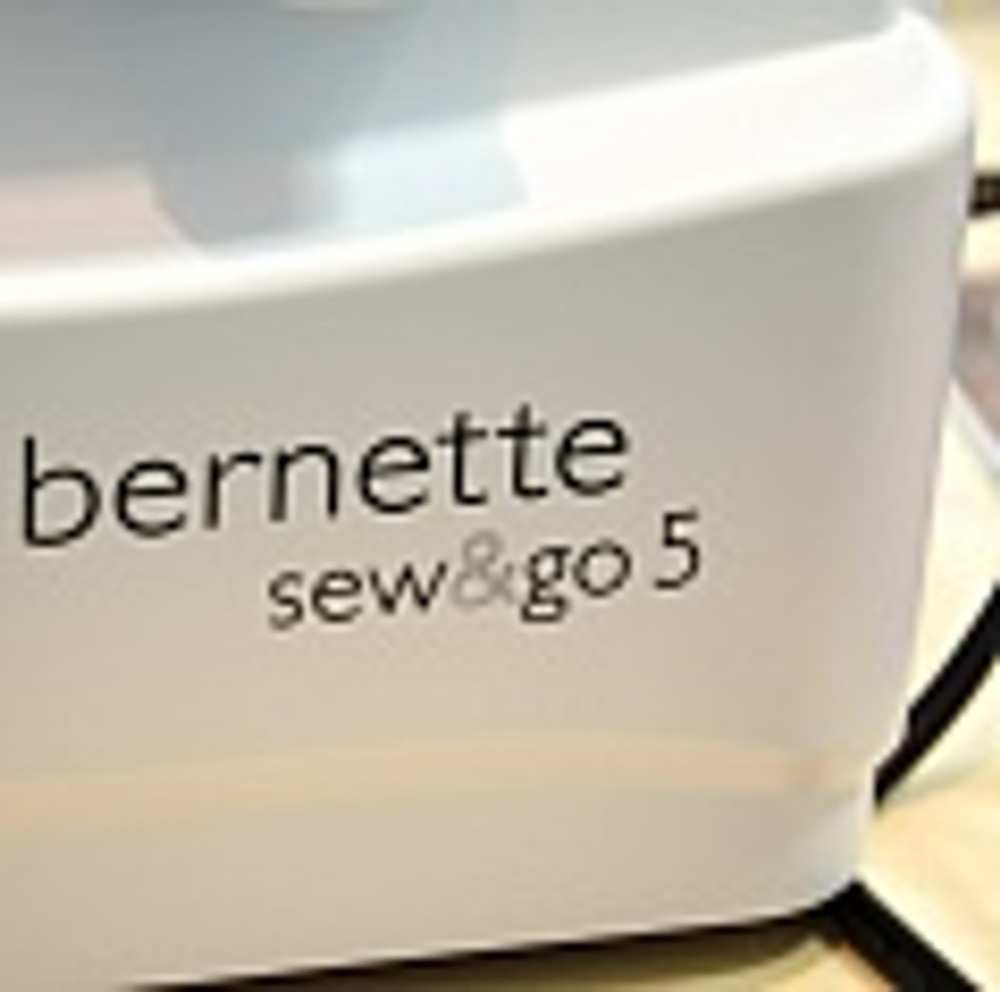 Швейная машина Bernette Sew&Go 5