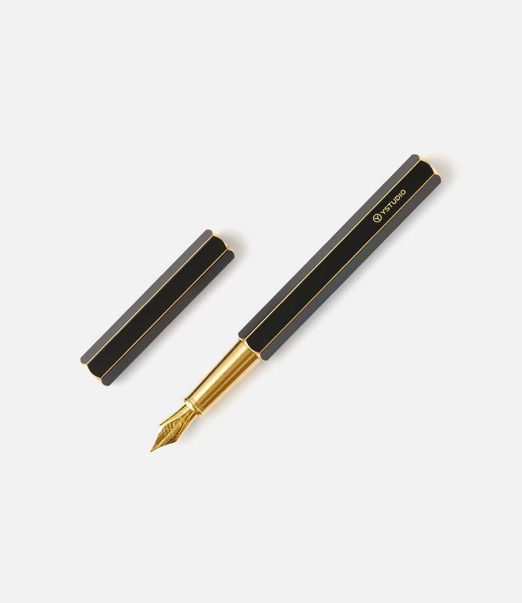 Ystudio Classic Revolve Fountain Pen Black — перьевая ручка из латуни