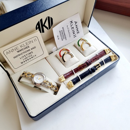 Часы Anne Klein со сменными безелями и ремнями