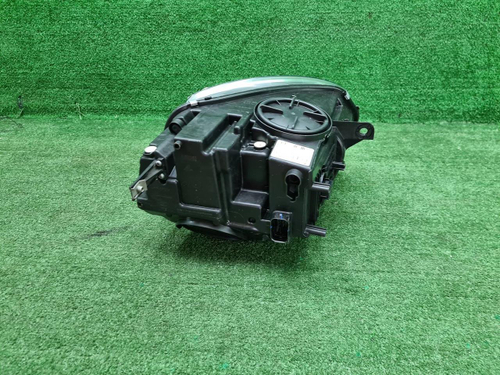 Фара левая Mini Countryman F60 (2016-2020) LED