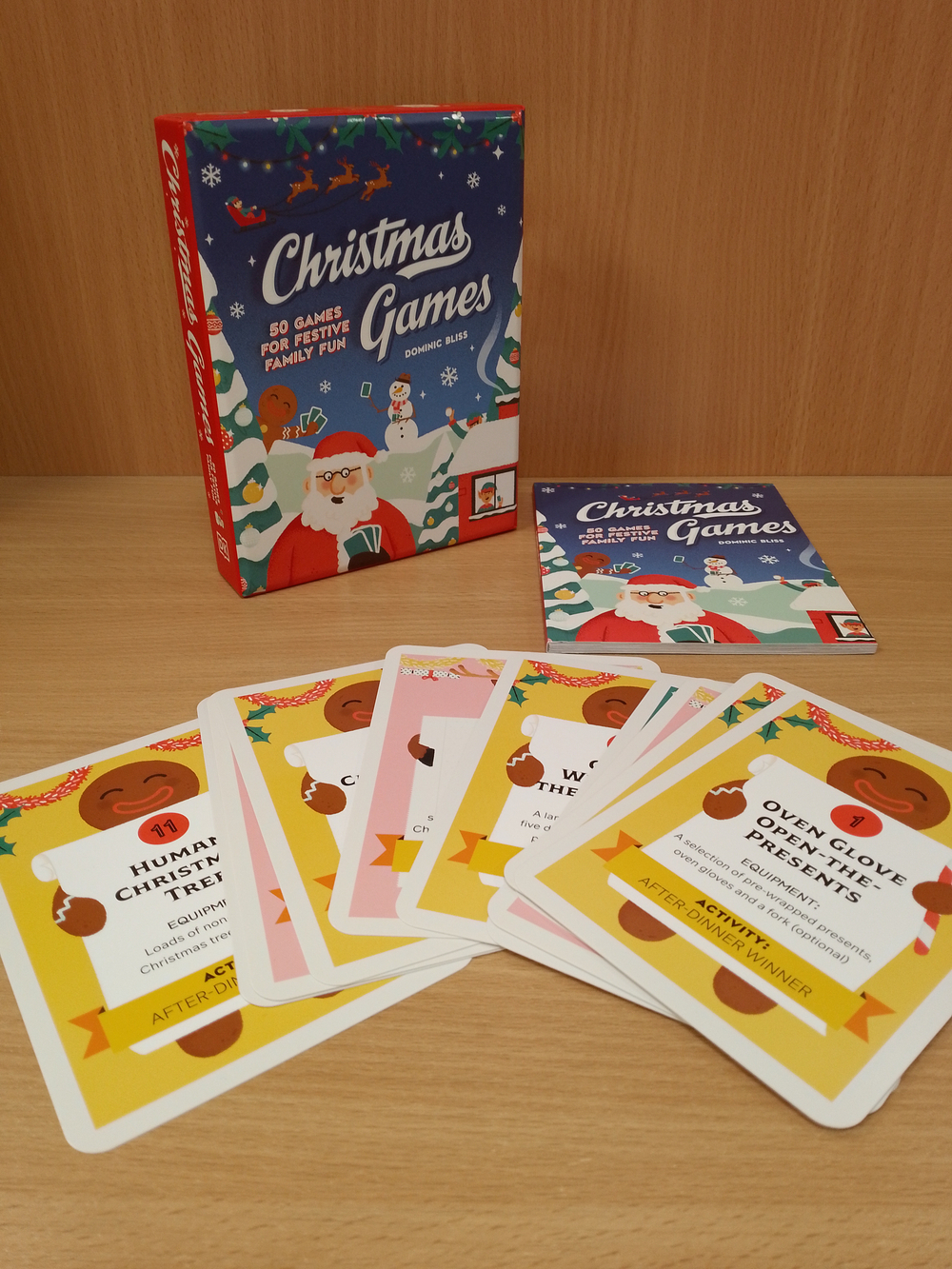 DK Christmas Games 50 Games for Festive Family Fun. Cards