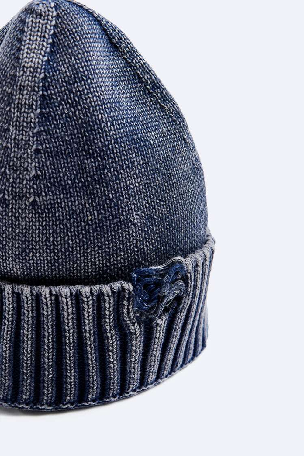ZARA ТРИКОТАЖНАЯ ШАПКА В РУБЧИК, СИНИЙ