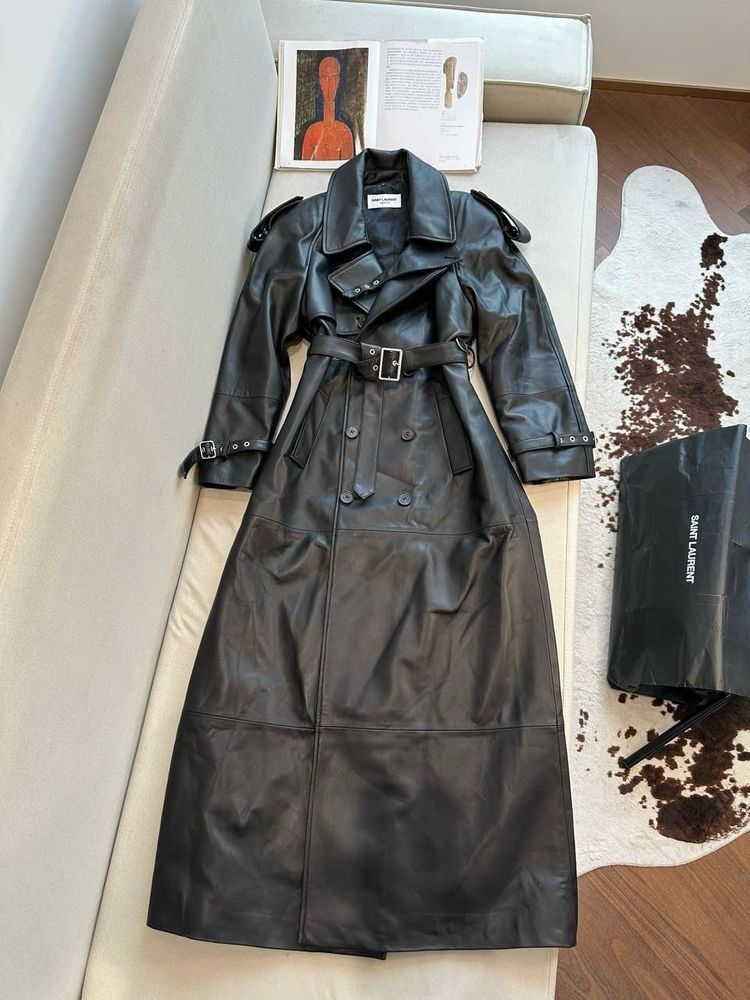 Тренч Yves Saint Laurent