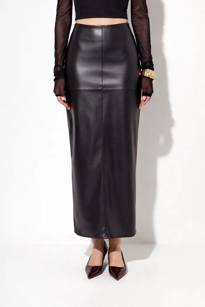 Юбка карандаш из экокожи черного цвета