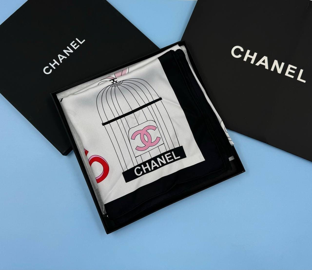 Платок CHANEL