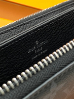 Кошелёк Louis Vuitton