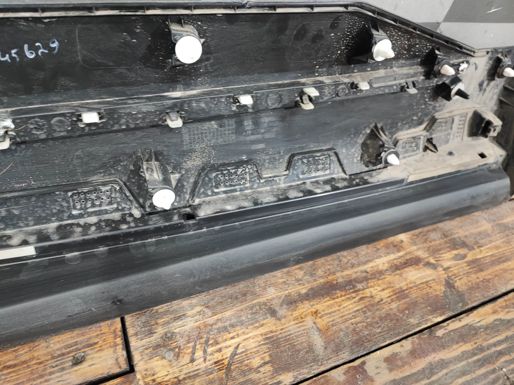 Накладка двери задней правой Haval F7 2, F7x 2 24-нв Б/У Оригинал 5006141XKN02A