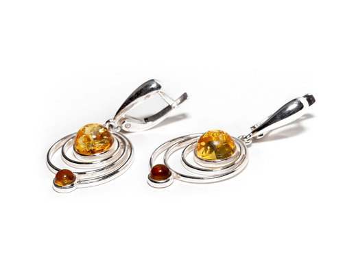 Серьги с натуральным янтарем желтого цвета "Солнечная система"