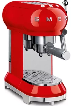 Кофеварка рожковая Smeg ECF01RDEU