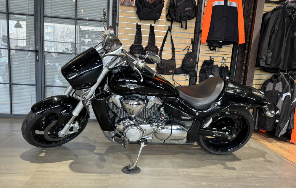 Suzuki Boulevard M109R