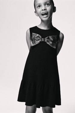 ZARA ТРИКОТАЖНОЕ ПЛАТЬЕ С БЛЕСТЯЩИМ БАНТОМ, ЧЕРНЫЙ