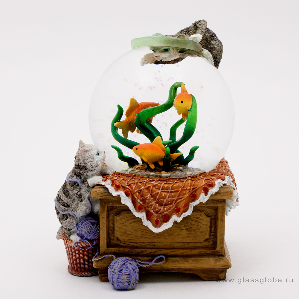 Стеклянный шар со снегом "Котята"