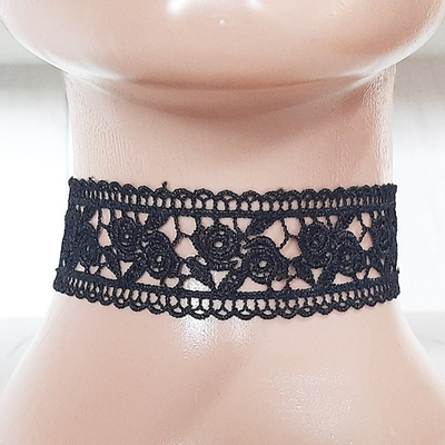 Черный ажурный чокер на завязке. Ширина 3 см. Гипюр
